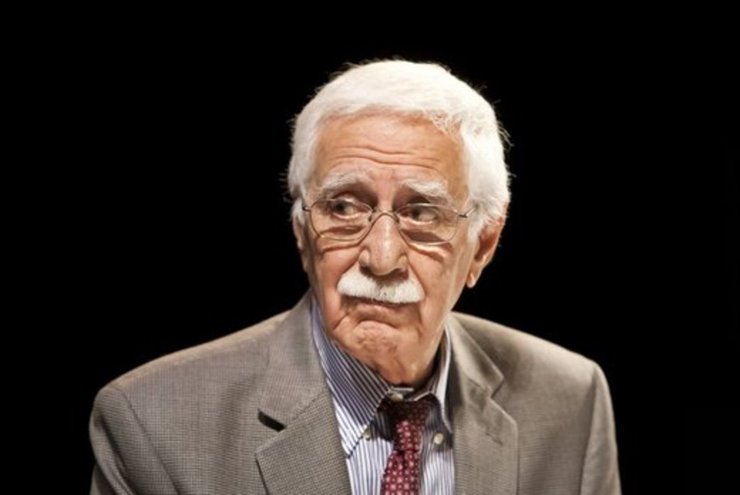 ایرج پزشک‌زاد، نویسنده سرشناس ایرانی و خالق رمان «دایی‌جان ناپلئون» از دنیا رفت.