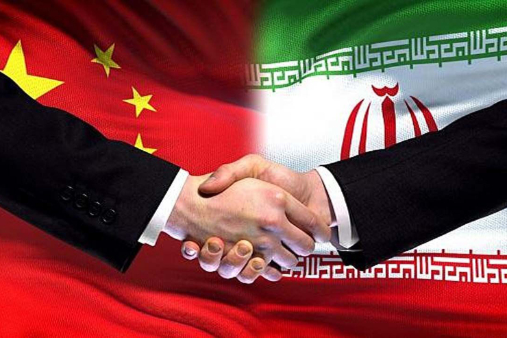 وزیر امور خارجه جمهوری اسلامی ایران، قرار است در روز ١٤ ژانویه (٢٤ دی ماه)، به پکن سفر کند. در این سفر موضوعات مختلفی مورد گفت وگوی مقامات دو کشور قرار خواهد گرفت که نقشه راه ۲۵ ساله نیز یکی از این موضوعات است.