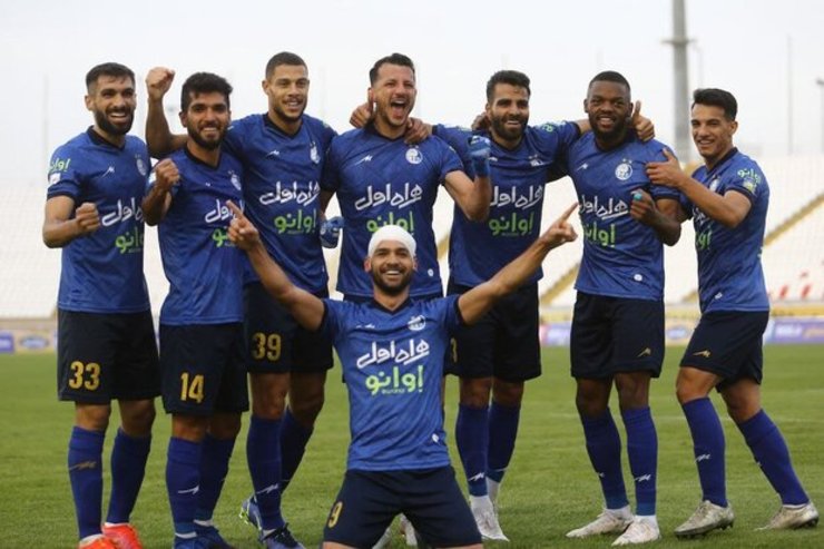 یک باشگاه سوئدی خواهان جذب بازیکن استقلال شده است تا شاید آبی ها در نیم فصل یک لژیونر داشته باشند.