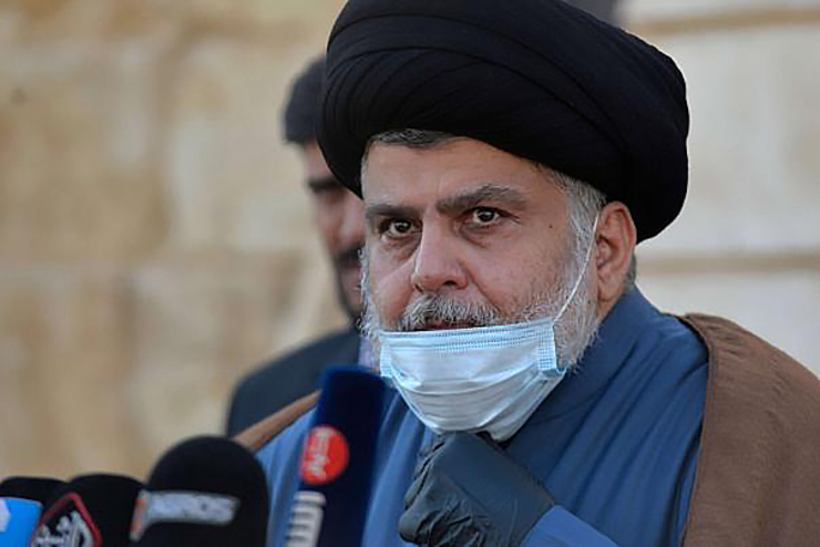 پارلمان جدید عراق در یک جلسه دراماتیک در ۹ ژانویه، محمد الحلبوسی را برای دومین بار به عنوان رئیس انتخاب کرد. این موضوع اختلافات بین شیعیان را بیشتر کرد، همچنین توانایی روحانی شیعه مقتدی صدر را برای تغییر پویایی سیاسی در سراسر عراق نشان داد. جنبش صدر، ائتلاف سنی تقدوم و العظیم، حزب دموکرات کردستان و دیگر جناح‌های کوچکتر در این جلسه شرکت داشتند و به الحلبوسی و دو معاونش رای دادند.