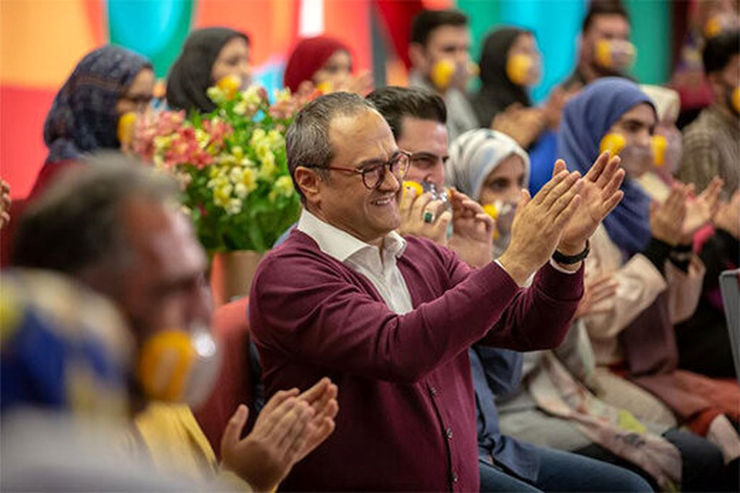 رامبد جوان مجری، بازیگر و کارگردان سینما و تلویزیون که تاکنون هفت فصل از برنامه «خندوانه» را برای شبکه نسیم ساخته و اجرا کرده است، از انگیزه ساخت این برنامه گفت.