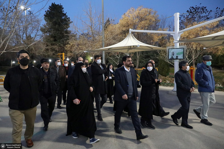 شهردار مشهد از معاونت خدمات شهری و معاونت فرهنگی درخواست کرد زیر نظر کمیسیون ورزش و جوانان و کمیسیون ویژه بانوان و خانواده شورای اسلامی شهر مشهد مقدس، ظرف یک ماه آینده بسته اجرایی و فرهنگی برای فضا‌های ورزشی اختصاصی بانوان چه از نظر بهسازی و چه از نظر توسعه‌ای را طراحی و تدوین کنند.