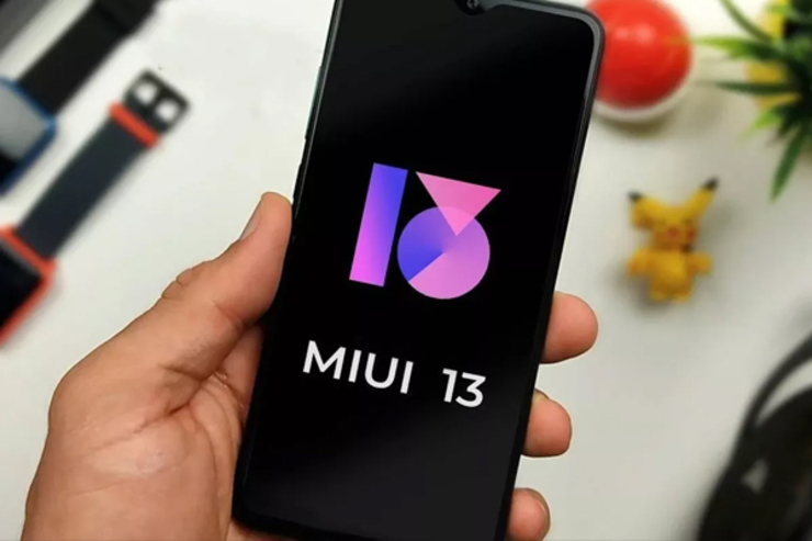 شیائومی تاریخ رسمی انتشار MIUI 13 تایید کرد. MIUI 13 نسخه جدید رابط کاربری مبتنی بر اندروید برای گوشی‌های شیائومی است.