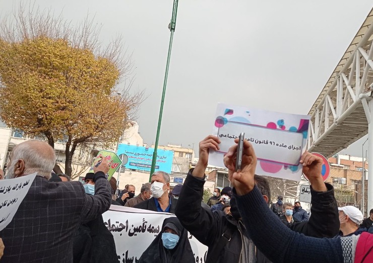 تجمعات گروهی از بازنشستگان و مستمری‌بگیران در چند شهر در اعتراض به پایین بودن حقوق و مستمری‌ ادامه دارد.
