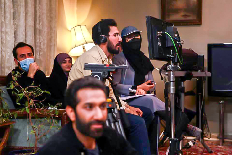 «مردی برای همه» در روز‌های گذشته از شبکه یک سیما پخش شد و قرار است به‌زودی در فضای مجازی هم در دسترس علاقه‌مندان قرار گیرد. در ادامه گفت‌وگوی ما را با مسعود دهنوی درباره این پروژه می‌خوانید.