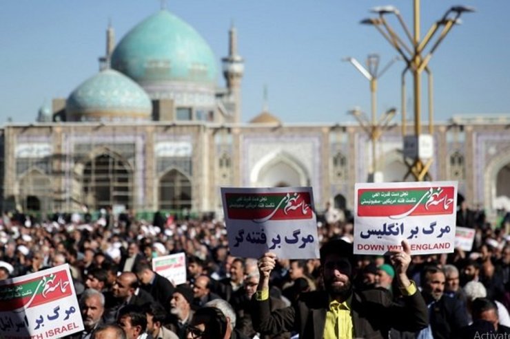 هفتم و نهم دی‌ماه ۱۳۸۸ ازجمله روز‌های مهمی است که ملت ایران در تاریخ انقلاب اسلامی ثبت کرده‌اند. درست هشتم دی ۱۳۸۸ یک روز زودتر از بقیه شهر‌های ایران، مردم مشهد در حمایت از آرمان‌های انقلاب اسلامی، دربرابر فتنه‌گران قد علم کرده و حجت را بر آنان تمام کردند.