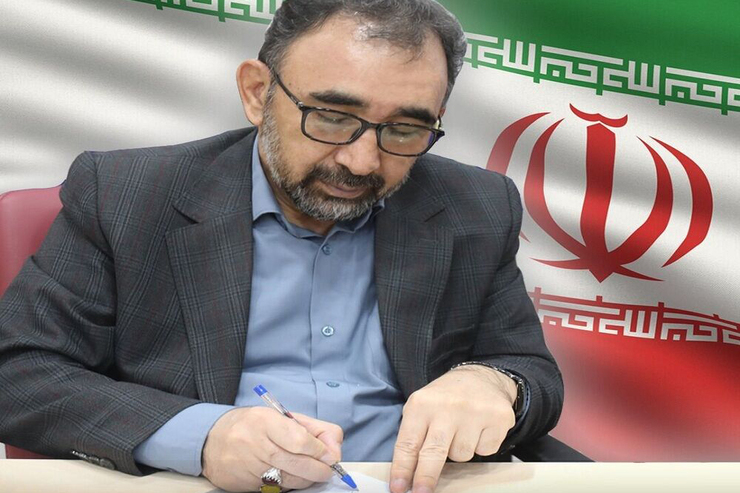 استاندار خراسان رضوی اظهار کرد: مردم غیور و انقلابی ایران اسلامی نهم دی ماه ۸۸ در جای جای میهنمان به میدان آمدند و در حمایت از ارزش‌های انقلاب و مقام عظمای ولایت حضرت آیت الله العظمی امام خامنه‌ای بار دیگر با آرمان انقلاب تجدید میثاق کردند.