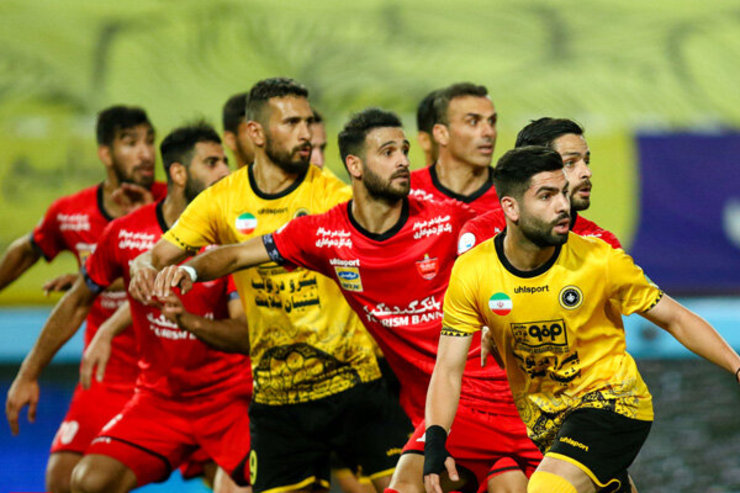 هفته قبل باشگاه پرسپولیس نامه‌ای عجیب خطاب به همتای اصفهانی نوشت و از آنها خواست تا مجوز حضور سه بازیکن سرشناس این تیم را در پرسپولیس صادر نماید.