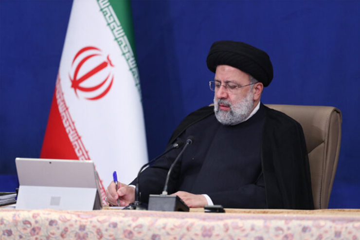 رئیس جمهور در پی بیانات مهم و راهبردی مقام معظم رهبری در دیدار فعالان حوزه تولید و صنعت به معاون اول مأموریت داد تا با حرکت جهادی و با تشکیل کارگروهی متشکل از متخصصان و صاحبنظران و متولیان این حوزه در دولت و مجامع علمی و دانش‌بنیان و کارآفرینان، نسبت به اجرایی نمودن رهنمودهای معظم له، اقدام کند.