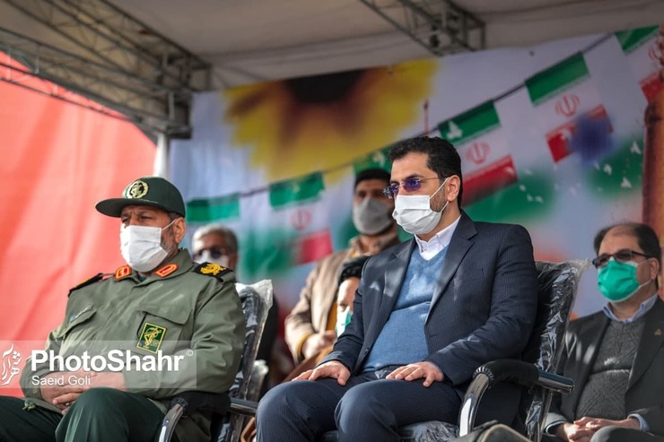 شهردار مشهد گفت: عزت و احترامی که امروز شاهد آن هستیم، مرهون ایثارگری‌های شهدای بزرگوار در ابتدای انقلاب است. امیدوارم بتوانیم با کارآمدی نظام جمهوری اسلامی و اثبات آن قدردان زحمات و تلاش‌های تمامی زحمت‌کشان این مرز و بوم باشیم.