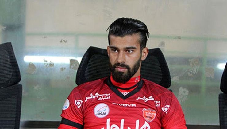 ملی‌پوش سابق فوتبال کشورمان برای حضور در پرسپولیس با یک شرط عجیب از سوی این باشگاه روبرو شده است.