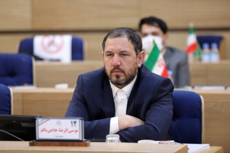 موسی الرضا حاجی بگلو در گفت‌و‌گویی پیرامون نگهداری از معتادان متجاهر اظهار کرد: طی چند روز گذشته در شورای اسلامی شهر مشهد مقدس، کمک ۱۰ میلیارد تومانی به سازمان بهزیستی خراسان رضوی با هدف نگهداری از معتادان متجاهر به تصویب رسید.