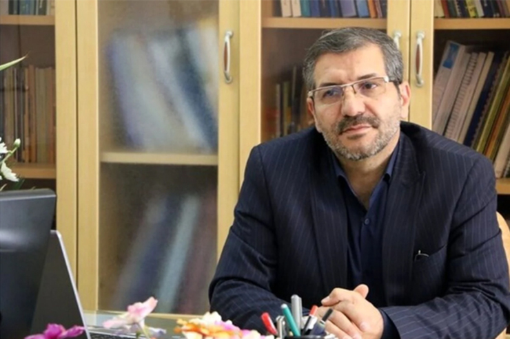 معاون بهداشت وزارت بهداشت با بیان این‌که آمار بستری‌های اومیکرون ۳ برابر افزایش یافته است، گفت: مردم تا زمانی که بیماری‌شان تشدید نشده به مراکز ما مراجعه نکنند.