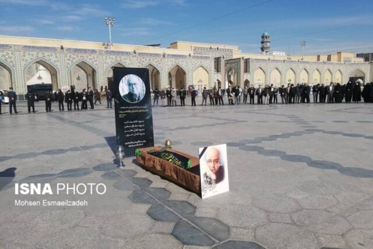 پیکر سعید تشکری، داستان‌نویس برجسته خراسانی، که شامگاه سه‌شنبه، ۱۹ بهمن‌ ماه در پی خونریزی معده درگذشت، صبح امروز، پنج‌شنبه ۲۱ بهمن‌ ماه، در صحن کوثر حرم مطهر رضوی به خاک سپرده شد.