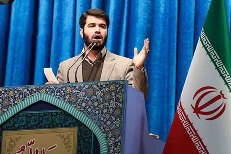 بر اساس آنچه مجری ویژه برنامه ۲۲ بهمن تلویزیون عنوان کرده، رییس سازمان صداوسیما با قطع شعرخوانی میثم مطیعی ـ از مداحان کشورمان ـ روی آنتن زنده برخورد کرده و آنچه اتفاق افتاده صرفا تصمیم شخصی ناظر پخش بوده است.