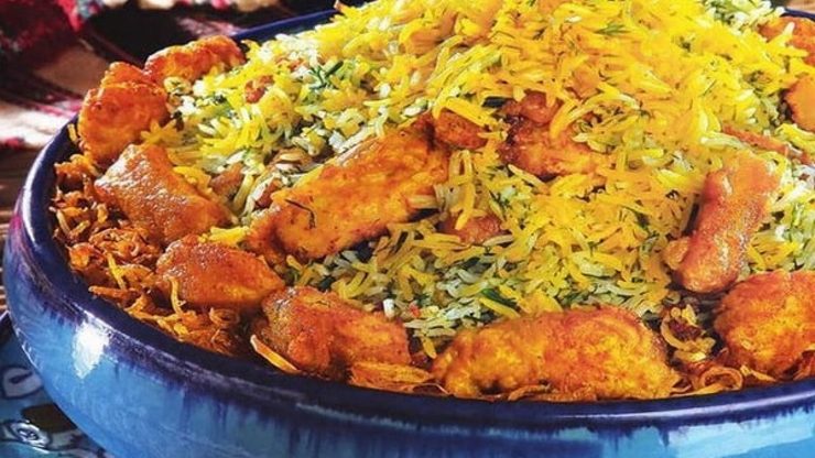 لخلاخ از کلمه عربی «لخلخه» به معنای بوی خوش گرفته شده است. منشأ این غذا سواحل عربی خلیج فارس بوده و در سواحل ایران جا افتاده است. مردم محلی معمولاً این دمی را با ماهی‌هایی مانند هامور، سنگسر، سبیتی و سرخو تهیه می‌کنند.