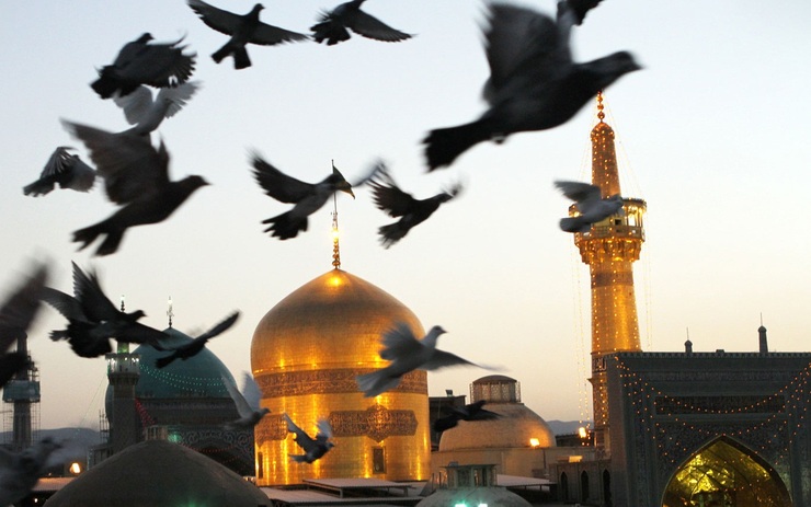 همزمان با روز میلاد مولای متقیان حضرت علی علیه السلام، از ۱۳ رایحه جدید عطر رضوی در مشهد رونمایی شد.