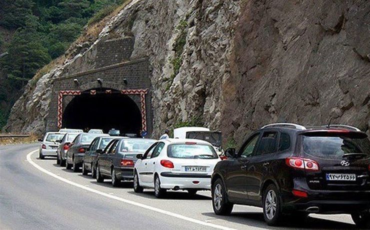 مدیر کل راهداری و حمل و نقل جاده ای استان البرز از یک‌طرفه شدن محور کرج - چالوس برای تخلیه بار ترافیکی خبر داد.