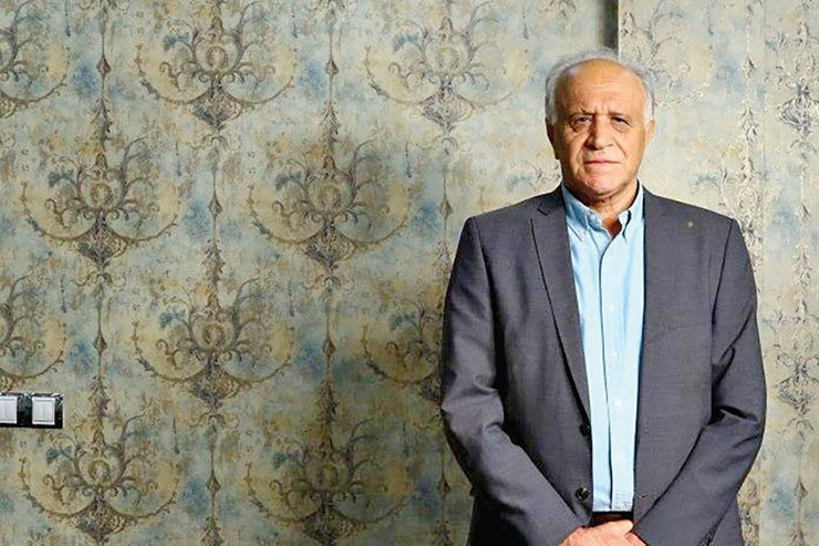 آتشی گفت: زمانی که تیم فوتبال برزیل برای بازی با تیم ایران به کشورمان آمد، «پله» برای بازدید از باشگاه تاج کنارم بود.