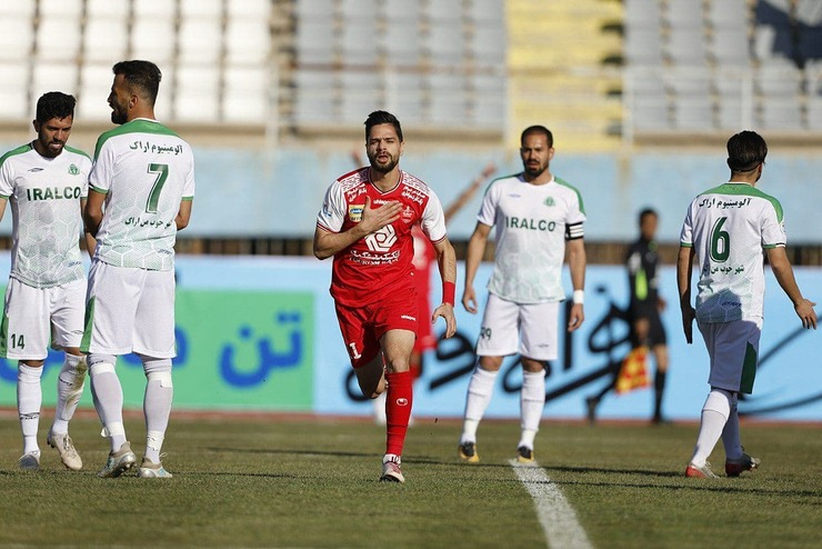 تیم فوتبال پرسپولیس عصر جمعه باید در ورزشگاه آزادی به مصاف آلومینیوم برود.