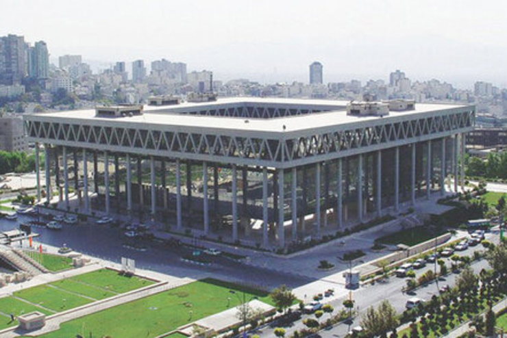 متن نهایی مصوبات کمیسیون تلفیق بودجه، صداوسیما را ناظر بر تولید آثار حرفه‌ای در فضای مجازی اعلام کرده است.