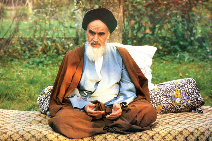 امام بدون امت قابل تصور نیست | نگاهی به اندیشه سیاسی امام خمینی(ره)