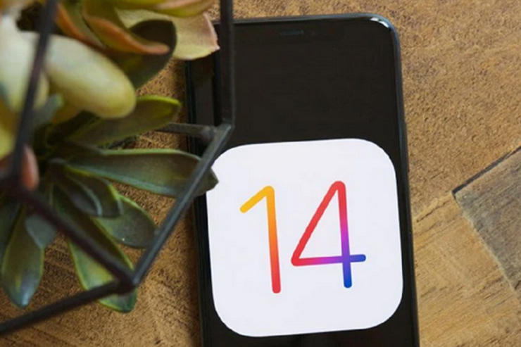 درحال حاضر و با راه اندازی iOS ۱۵، سیستم iOS ۱۴ در دسترس کاربران آیفون قرار ندارد.