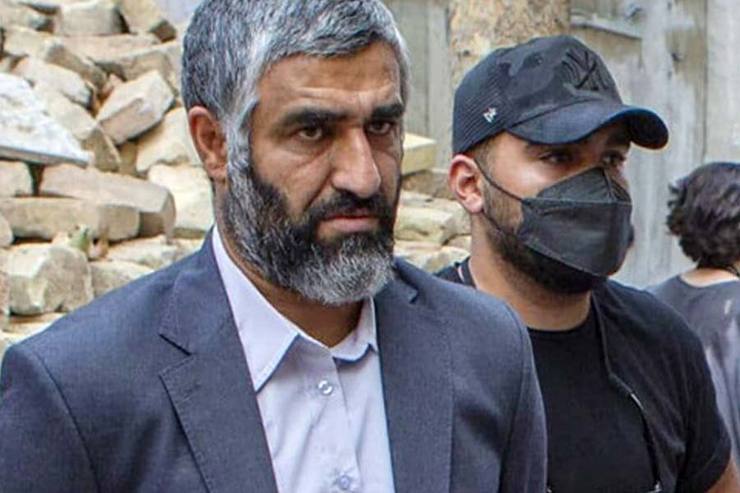 چندروز مانده تا آغاز چهلمین جشنواره فیلم فجر اولین تریلر رسمی فیلم «علف‌زار» به کارگردانی کاظم دانشی و تهیه‌کنندگی بهرام رادان منتشر شد.