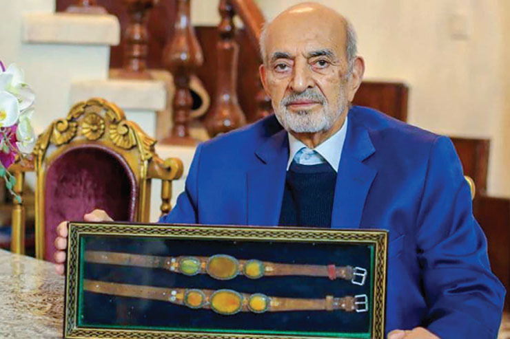 روایت دکتر محمد پهلوان‌زاده درباره بازوبند پهلوانی پایتخت که به مشهد رسید.