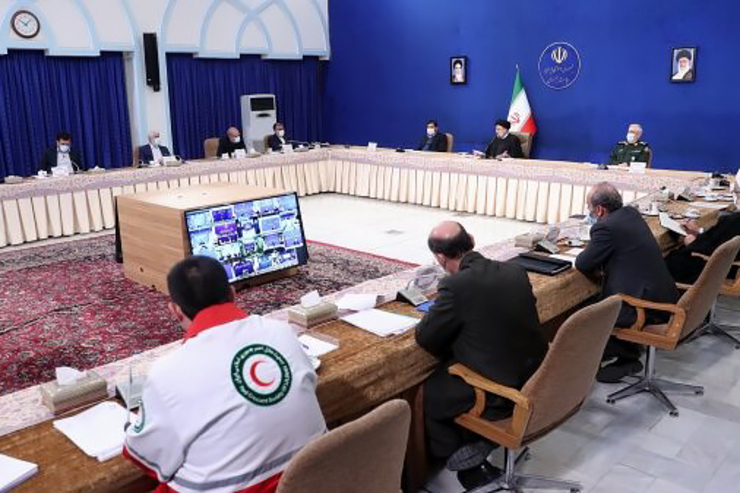 رئیس جمهور با تاکید بر ضرورت رعایت دقیق‌تر دستورالعمل‌های بهداشتی در شرایط کنونی خاطرنشان کرد: در راستای عمل به این دستورالعمل‌ها و لزوم صیانت از جان شهروندان، تا اطلاع بعدی و بهبود شرایط کنونی به لحاظ شیوع سویه جدید کرونا سفرهای استانی دولت موقتا انجام نخواهد شد.