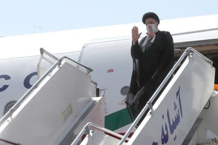 سید ابراهیم رئیسی، دوشنبه دوم اسفند، به دعوت رسمی تمیم بن حمد آل ثانی، امیر قطر در سفری دو روزه به دوحه خواهد رفت.
