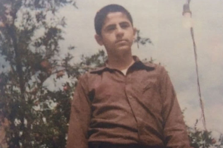 قهرمان ورزشی واقعی همان کسی است که بر نفس اماره اش غلبه کند. عباس از ورزشکاران واقعی و دوستداران والیبال بود و همواره در مسابقات والیبال شهرستان، پای تور می‌ایستاد.