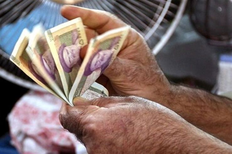 وزیر تعاون، کار و رفاه اجتماعی با تاکید بر اینکه این وزارتخانه مسئول تعیین دستمزد کارگران نیست، گفت: محاسباتی با همکاری وزارت اقتصاد و مرکز آمار درخصوص شاخص‌های اقتصادی و معیشت انجام شده است.