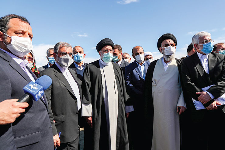 سید ابراهیم رئیسی تا کنون ۱۵ سفر استانی داشته که براساس آمار منتشر شده، در این سفر‌ها بیش از ۱۲۰۰ ساعت جلسه با استانداران و مقامات استانی برگزار شده و از ۳۸۹۲ طرح پیشنهادی در این سفرها، ۱۹۹۷ طرح به تصویب رسیده است
