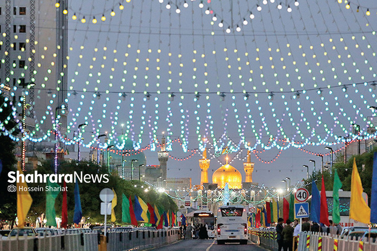 در آستانه سالروز ولادت منجی عالم بشریت شهر مشهد آماده جشن‌های باشکوه شعبانیه است.
