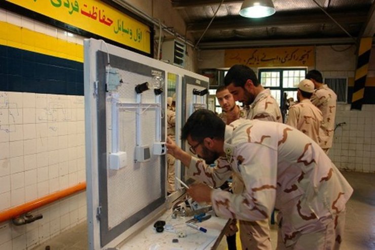 وزارت تعاون، کار و رفاه اجتماعی در نظر دارد از توان علمی و تخصصی فارغ‌التحصیلان دانشگاهی در قالب جذب نیرو‌های امریه (کارکنان وظیفه) در مراکز استان‌ها و مناطق محروم و کمتر توسعه یافته کشور اقدام کند.