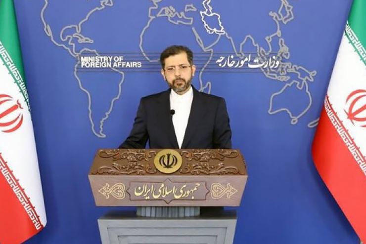 سخنگوی وزارت امور خارجه با بیان اینکه رویکرد روسیه در مذاکرات وین تا امروز سازنده بوده است گفت: منتظر دریافت جزییات درخواست روسیه از مجاری دیپلماتیک هستیم.