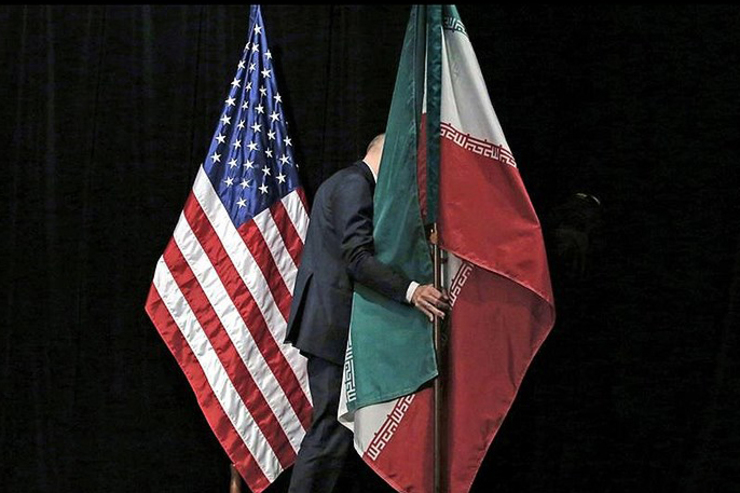 سخنگوی وزارت امور خارجه با اشاره به موضع ایران درباره مذاکره مستقیم با آمریکا گفت: موضوع جمهوری اسلامی ایران، یک موضوع تداوم دار تا امروز بوده است. ما بر اساس رفتار ایالات متحده تصمیم می‌گیریم، نه بر اساس پیام‌های غیر شفاف یا بدون اینکه بدانیم چه اتفاقی خواهد افتاد.
