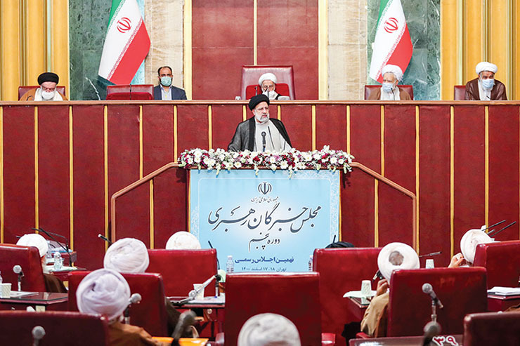 آیت ا... احمد جنتی رئیس مجلس خبرگان رهبری گفت: شرایط اقشار ضعیف جامعه مناسب نیست و باید فکری برای آنان کرد.