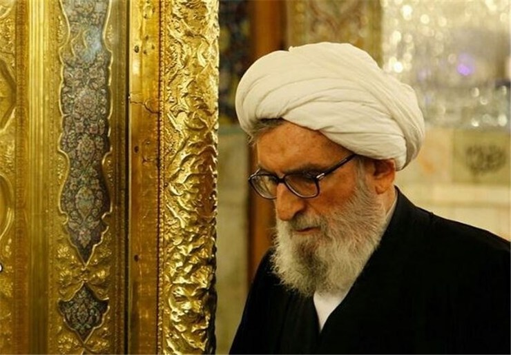 آیت‌ا... وحید خراسانی سال‌ها با خاندان آیت‌ا... واعظ طبسی و پدر بزرگوارشان شیخ غلامرضا طبسی آشنایی داشت و خاطراتی از آن بزرگواران در ذهن دارد. متن زیر گفتاری از آیت‌ا... العظمی وحید خراسانی است که پس از ارتحال آیت‌ا... واعظ طبسی در منزل آن مرحوم ایراد شده است.
