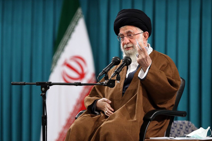 «جهاد تبیین» موضوعی است که در ماه‌های اخیر در بیانات حضرت آیت ا...  العظمی خامنه‌ای بار‌ها مورد تأکید و اشاره قرار گرفته است و رهبر معظم انقلاب، ابعاد مختلف آن را توصیف کرده اند.