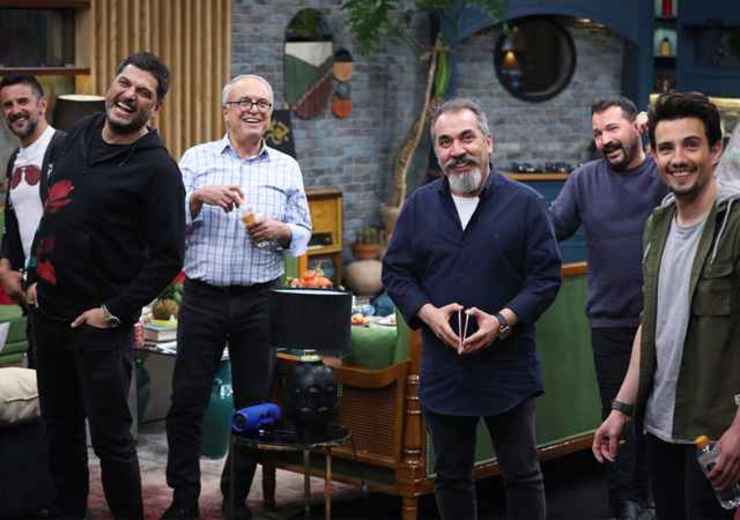 «جوکر»، با بهره گیری از یک ایده جهانی، در فصل اول بسیار جذاب ظاهر شد و توانست مخاطبان زیادی را به خود جلب کند. اما در ادامه نتوانست با کیفیت قبل به کار خود ادامه دهد و حالا در آستانه فصل چهارم، تا حد زیادی برای مردم عادی و کم اثر جلوه می‌کند.