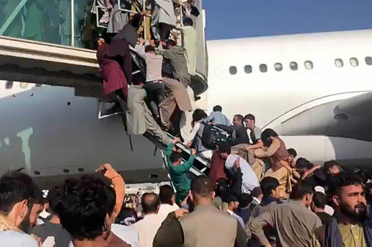 کمیساریای عالی پناهندگان سازمان ملل گفت: جنگ در اوکراین نباید باعث شود که بحران انسانی در افغانستان را فراموش کنیم.