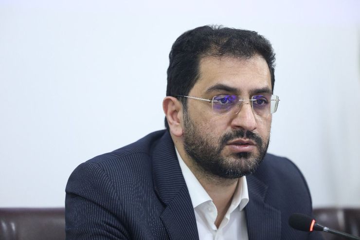 شهردار مشهد ضمن اعلام این خبر که در روز‌های چراغ برات عوارضی منتهی به بهشت رضا (ع) رایگان خواهد بود، گفت: سازمان فردوس‌های شهرداری مشهد یار غم مردم است.