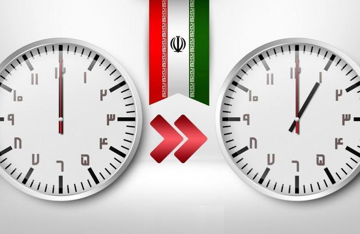 درویش‌وند گفت: با توجه به اینکه قانون سال ۸۶ درباره تغییر ساعت رسمی کشور لازم الاجراست، در ساعت ۲۴ روز اول فروردین ساعت رسمی کشور باید جلو کشیده شود.