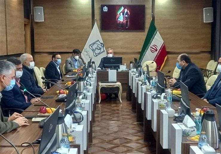 وزیر بهداشت درمان و آموزش پزشکی گفت: باید با تلاش و اقدامات جهادی در مسیر خدمت به مردم گام برداشت.