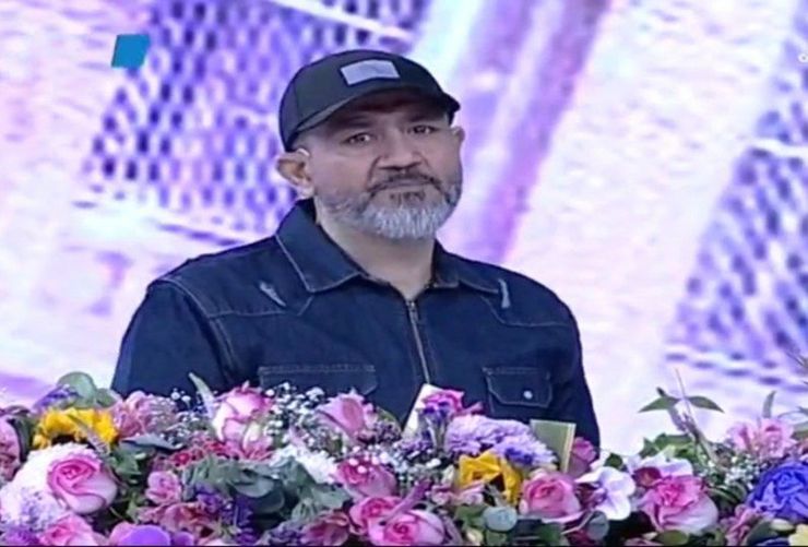 مهران غفوریان، بازیگر سینما و تلویزیون در ویژه‌برنامه شب‌های عید نوروز ۱۴۰۱ در شبکه پنج به سوالی در رابطه با تولد فرزند بازیگران در کشورهای خارجی واکنش نشان داد.