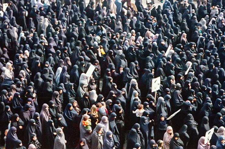 امروزه این یک ضرورت است که بپذیریم زنان به واسطه تجربه‌شان در درک تفاوت‌ها همواره یک لایه عمیق‌تر می‌بینند. زنان به واسطه موقعیت اجتماعی، اقتصادی، سیاسی و بیولوژیکی که دارند دارای نوعی وسعت وجودی هستند که به آنان امکان درک تفاوت‌ها را داده است.
