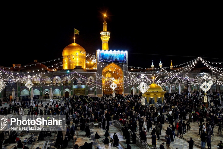 معاون تبلیغات اسلامی آستان قدس رضوی جزئیات ویژه برنامه‌های تحویل سال ۱۴۰۱ حرم مطهر رضوی را اعلام کرد.