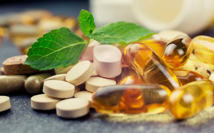 استفاده از مکمل‌های غذایی می‌تواند تأثیرات نامطلوبی را بر سلامت انسان داشته باشد.
